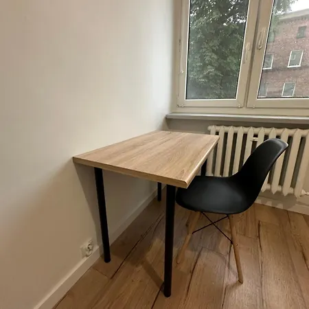 Πανσιόν Rooms4less *