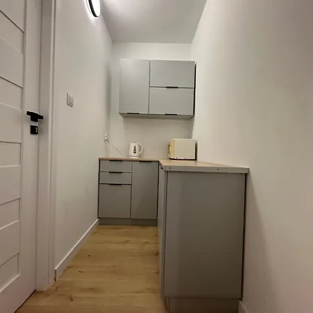 Rooms4less Pensjonat *